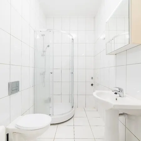 Mostowa 13 * Poznań