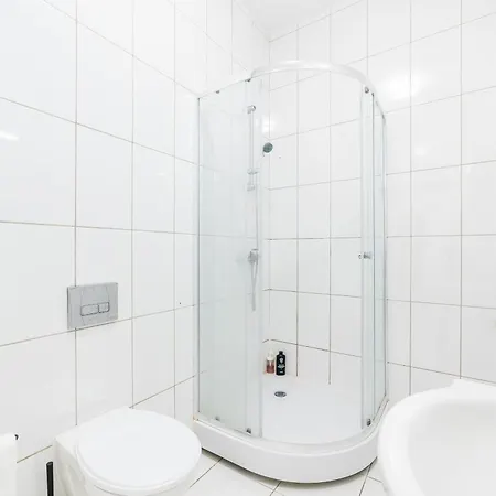 Apartment Mostowa 13 *