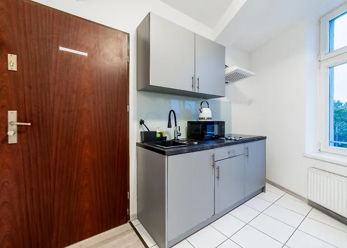 Mostowa 13 * Poznań